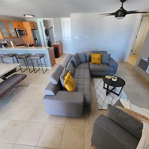 https://hillside-village-retreat.greaterantilleshotels.net